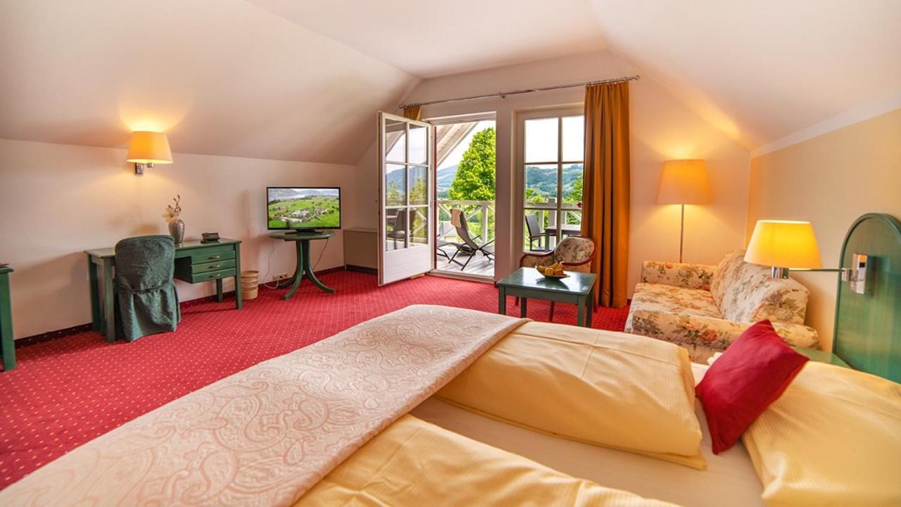 Hotel Drachenwand-Мондзее Екстериор снимка